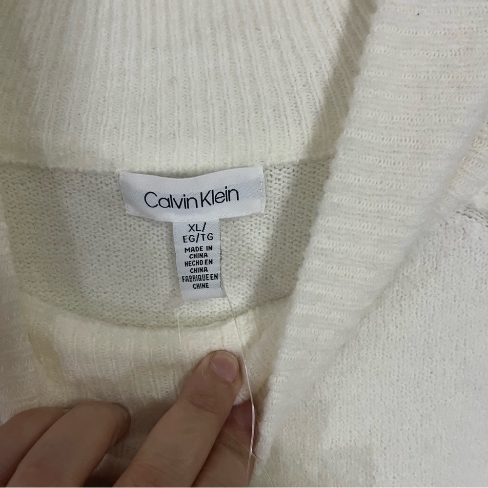 NWT Calvin Klein Ivory Mock Neck Sweater, Wide Arms, XL - Picture 6 of 7